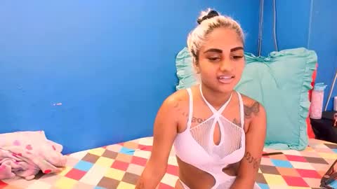 Snapshot of indiansumaya chatting on December 21, 2025, 6:42 am indiansumaya online show from December 21, 2025, 6:42 am