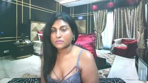 Snapshot of indianvelvetvixxen chatting on August 6, 2026, 12:07 pm IndianVelvet online show from August 6, 2026, 12:07 pm