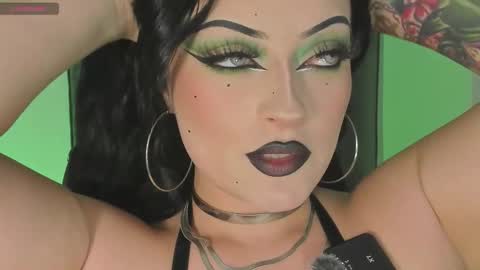 Hey  Im Indie follow me on my instagram  online show from January 15, 2026, 5:05 pm