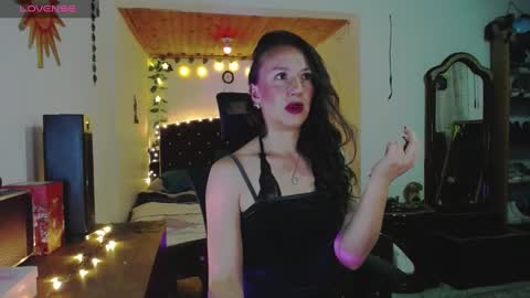 Indigo Wild  online show from October 30, 2025, 1:18 am