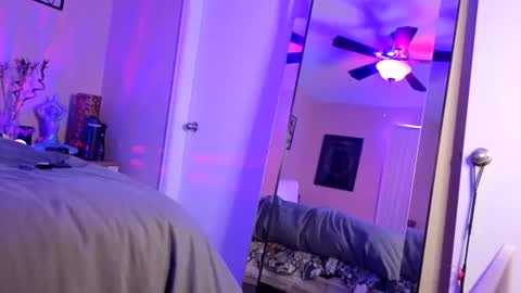 Indigo Bay online show from December 23, 2025, 1:58 am