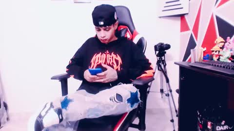 matias online show from February 14, 2025, 8:21 am