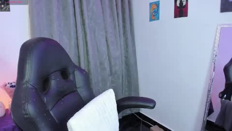 Diana online show from June 2, 2026, 4:58 am