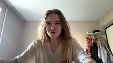 Snapshot of inespacheco chatting on July 1, 2026, 12:40 pm Sofia online show from July 1, 2026, 12:40 pm