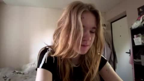 Snapshot of inespacheco chatting on July 19, 2026, 2:32 pm Sofia online show from July 19, 2026, 2:32 pm