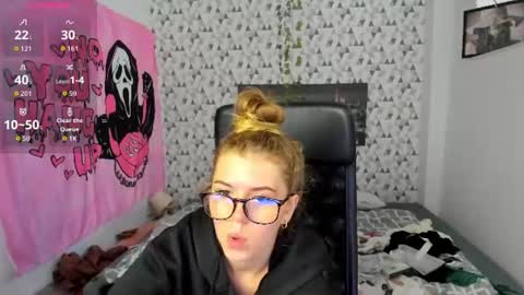Snapshot of iness_lex chatting on June 16, 2026, 7:33 am iness_lex online show from June 16, 2026, 7:33 am