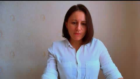 Inessa online show from June 26, 2026, 1:26 pm