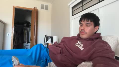 Lucas online show from April 10, 2026, 8:02 pm