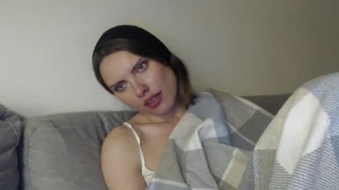 Snapshot of infinitiq45 chatting on April 13, 2026, 8:47 pm Sweet girl online show from April 13, 2026, 8:47 pm