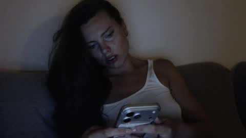 Snapshot of infinitiq45 chatting on June 26, 2026, 9:19 pm Sweet girl online show from June 26, 2026, 9:19 pm