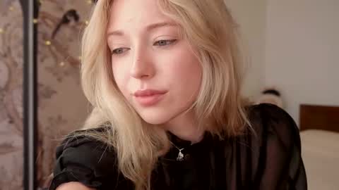 Alexa..  Inst     Fansly infinitysoul  online show from December 5, 2025, 6:44 am