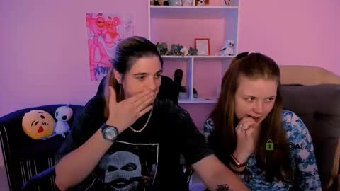 Snapshot of inga_gree chatting on September 19, 2025, 7:25 pm inga_gree online show from September 19, 2025, 7:25 pm