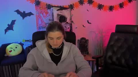 Snapshot of inga_gree chatting on November 1, 2025, 7:49 pm inga_gree online show from November 1, 2025, 7:49 pm