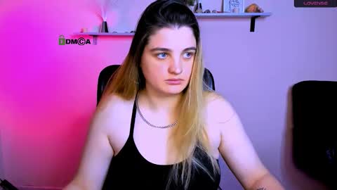 inga_gree online show from February 8, 2026, 9:18 pm