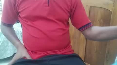 Snapshot of ingloriousuncut chatting on October 15, 2025, 10:04 am Inglorious Hairy Uncut online show from October 15, 2025, 10:04 am