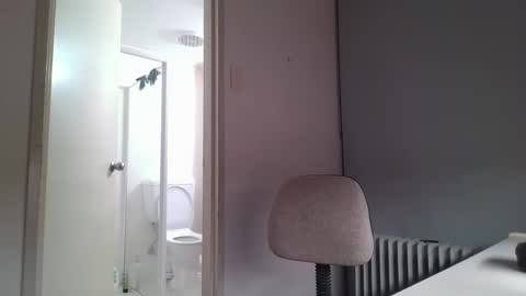 ingridsissy online show from May 23, 2026, 1:37 pm