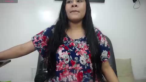 Snapshot of iniyalaboni chatting on July 9, 2026, 7:40 pm Iniya online show from July 9, 2026, 7:40 pm
