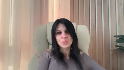 Snapshot of injaathome chatting on May 11, 2026, 2:45 pm InjaAtHome online show from May 11, 2026, 2:45 pm