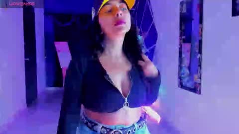 demon online show from December 17, 2025, 11:44 pm