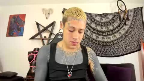 Dani  online show from October 19, 2025, 2:50 pm