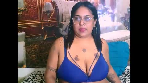 Snapshot of inkedindian0 chatting on November 4, 2025, 5:45 pm Kim online show from November 4, 2025, 5:45 pm