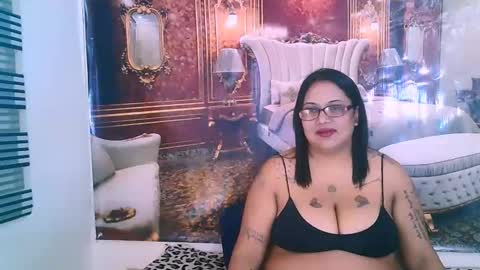 Snapshot of inkedindian0 chatting on November 13, 2025, 6:45 am Kim online show from November 13, 2025, 6:45 am