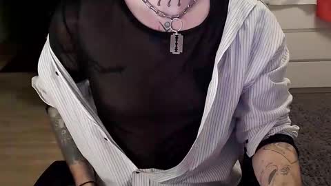 Snapshot of inkedtease chatting on November 15, 2025, 2:09 am Kyle online show from November 15, 2025, 2:09 am