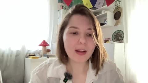 Snapshot of inner__light chatting on April 9, 2026, 3:50 pm inner__light online show from April 9, 2026, 3:50 pm
