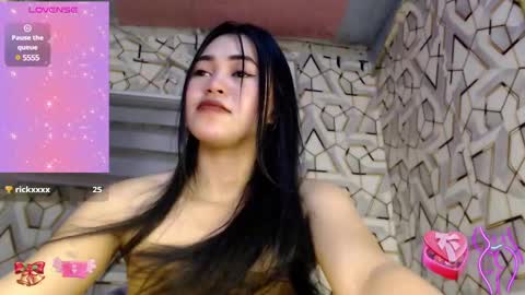 Belle online show from March 8, 2025, 10:45 pm