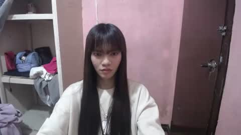 Snapshot of innocent_lover_ziaxx chatting on May 17, 2026, 11:39 am your zia online show from May 17, 2026, 11:39 am