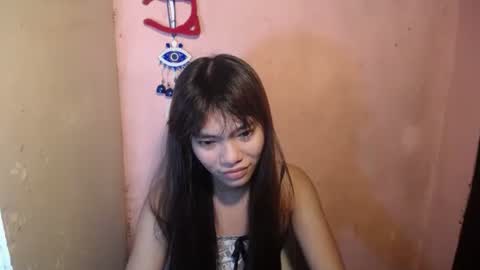 Snapshot of innocent_lover_ziaxx chatting on May 22, 2026, 9:48 am your zia online show from May 22, 2026, 9:48 am