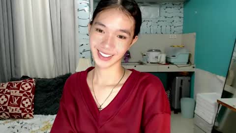 Snapshot of innocent_reign69 chatting on May 31, 2026, 4:36 pm Reign online show from May 31, 2026, 4:36 pm