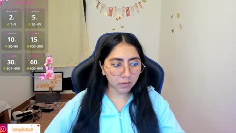 Luna        online show from June 10, 2026, 2:01 am