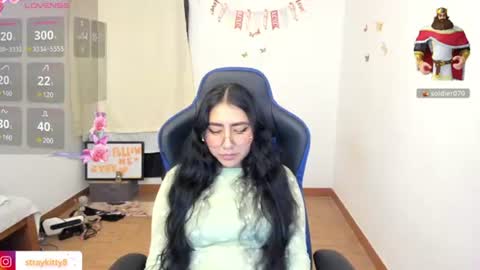 Luna        online show from June 13, 2026, 2:42 am