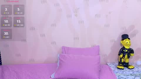 Snapshot of innocenthazel chatting on January 18, 2026, 7:39 pm innocenthazel online show from January 18, 2026, 7:39 pm