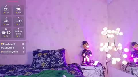 Snapshot of innocenthazel chatting on February 20, 2026, 2:52 am innocenthazel online show from February 20, 2026, 2:52 am