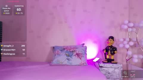 Snapshot of innocenthazel chatting on February 24, 2026, 2:42 am innocenthazel online show from February 24, 2026, 2:42 am