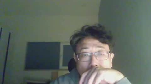 insuclee197641 online show from March 11, 2026, 2:34 pm