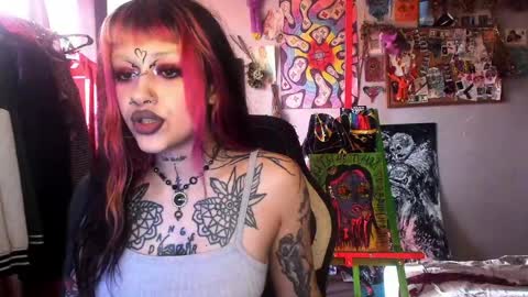 Insunnity666 online show from May 11, 2026, 3:40 pm