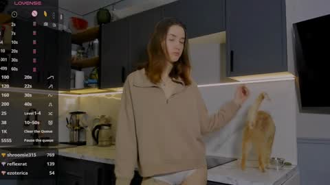 Snapshot of internetsexplorer chatting on December 14, 2024, 1:06 am Bernadette Join online show from December 14, 2024, 1:06 am