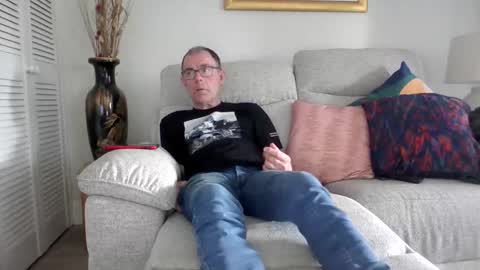 inthemood63 online show from April 27, 2026, 4:16 pm