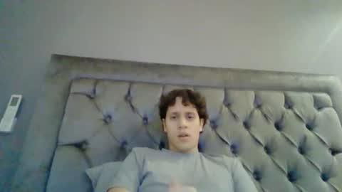 WillyTripleXxx online show from April 23, 2026, 4:35 am