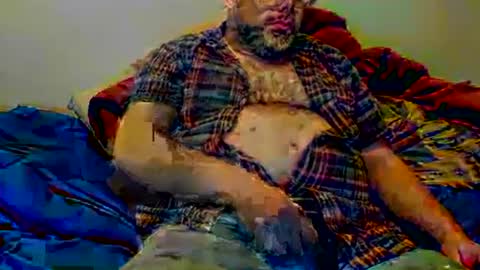 Snapshot of iowalaserbear chatting on December 25, 2024, 9:13 am iowalaserbear online show from December 25, 2024, 9:13 am