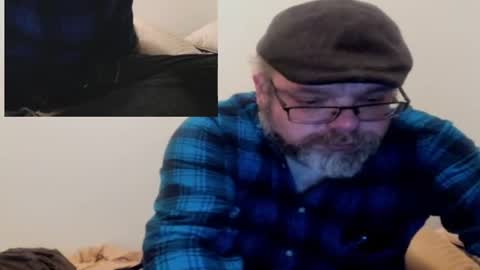 Snapshot of iowalaserbear chatting on February 5, 2025, 7:07 am iowalaserbear online show from February 5, 2025, 7:07 am