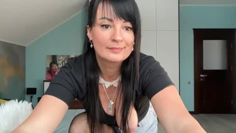 iracherrynow online show from February 5, 2026, 10:42 am