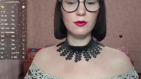 IrenLarasani online show from February 19, 2025, 10:01 am