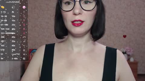 IrenLarasani online show from February 26, 2025, 6:04 am