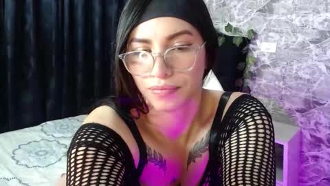 Irina  online show from November 22, 2025, 11:48 pm