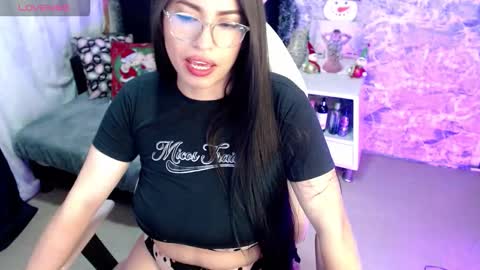 Irina  online show from December 19, 2025, 11:01 pm