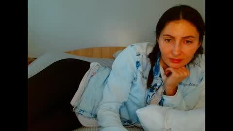 irina online show from April 22, 2026, 9:44 am
